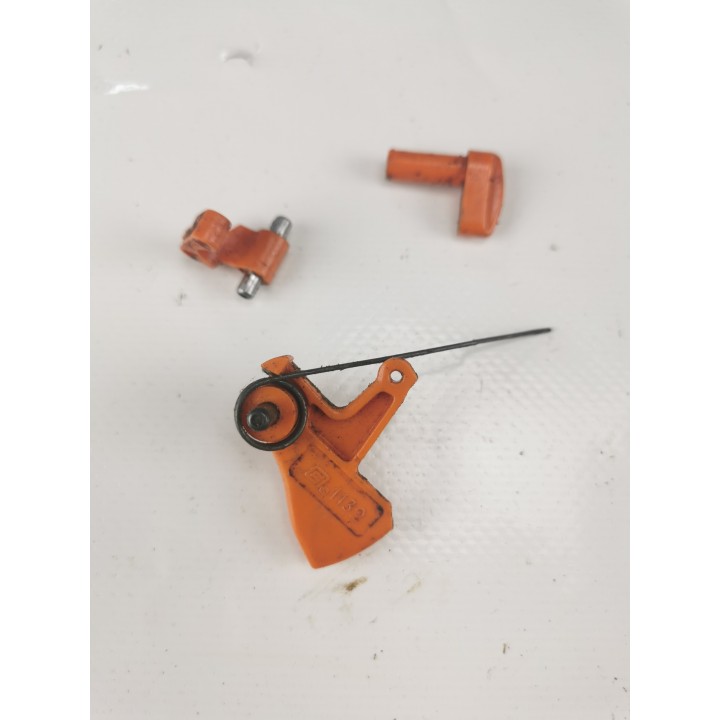 Gachettes+ressort tronçonneuse Stihl MS192 occasion