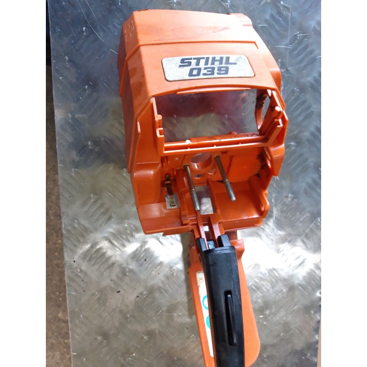 Capot principal STIHL 039 Occasion