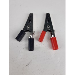 Pinces élèctrique 10A-1 noire +1 rouge déstockage