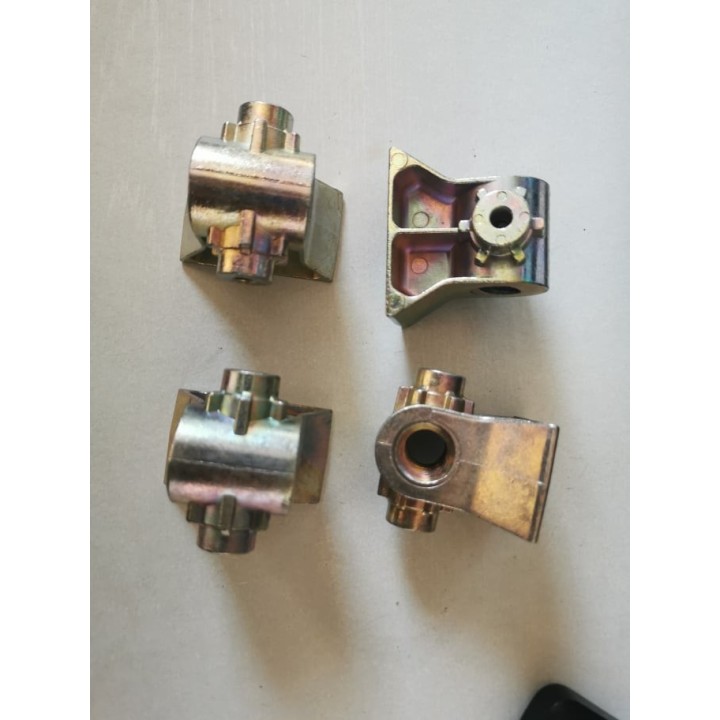 4 écrous pour béquille stabilisatrice ALKO M20