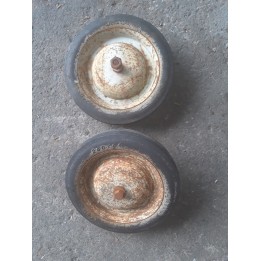 Roue lot de 2 pièces motoculteur iseki AC1 occasion