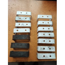 Supports de rouleaux remorque bateau lot 14 entraxe differents intèrieur -U 135 mm déclassés vendu en l état déstockage